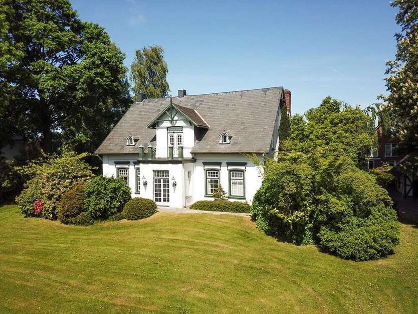 Haus zum Kaufen in Bokholt-Hanredder 595.000 € 274.84 m²