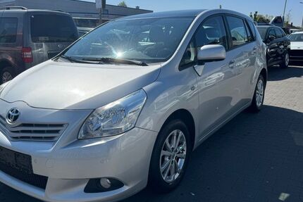Toyota Verso 150.000 km 4.900 &euro; Ahaus 48683