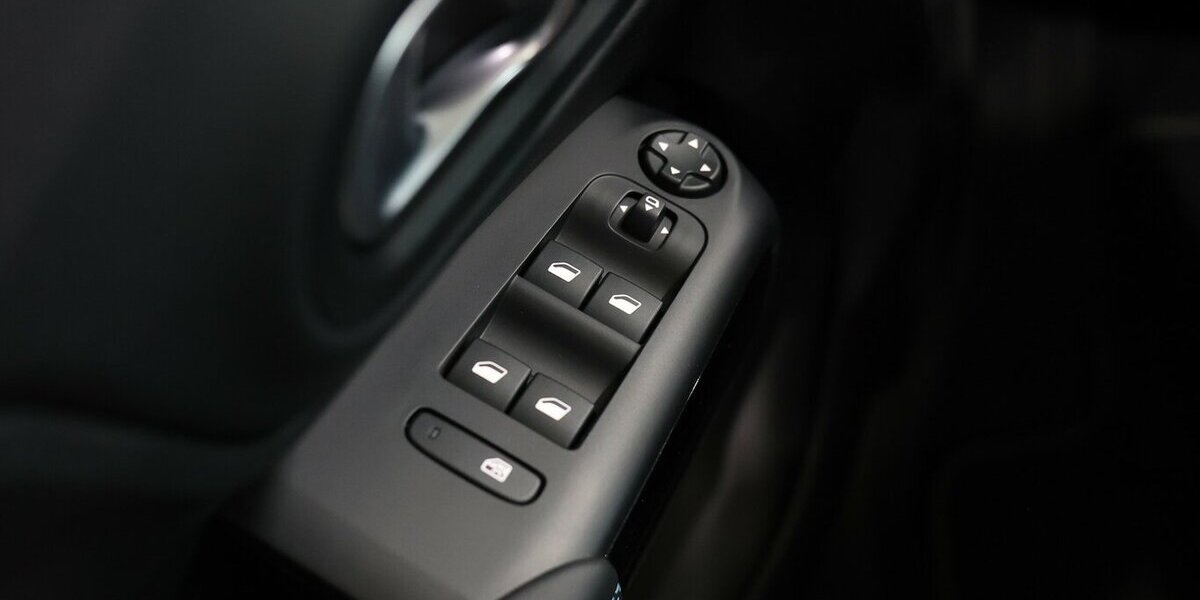 Citroen C5 Aircross MILD-HYBRID MAX S&S FULL-BLACK-PAKET 24.000 km 24.444 &euro; Hamm 59077