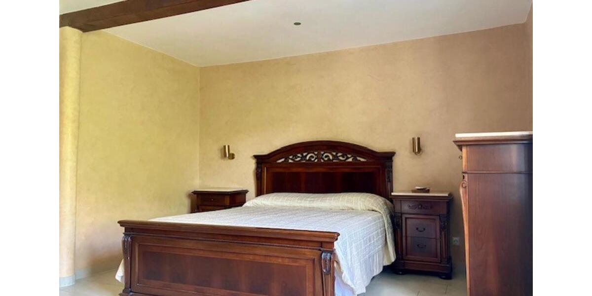 Maisonettenwohnung Metzingen - 5 Zimmer, 152 m&sup2;, 1.750&euro; | Angebot:24142093