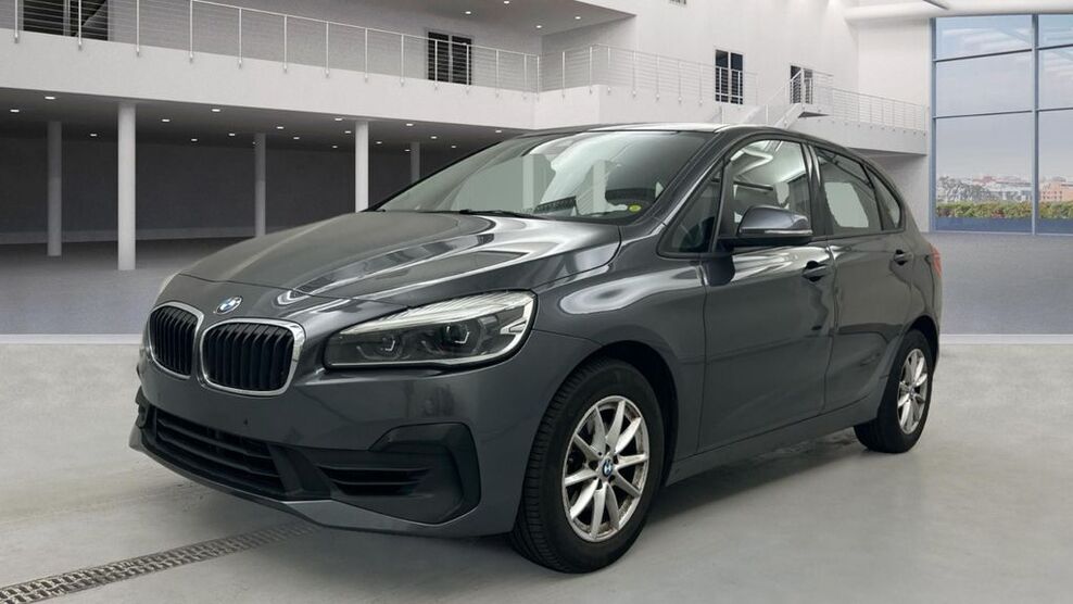 BMW 218 142.583 km 12.999 € Großharrie 24625