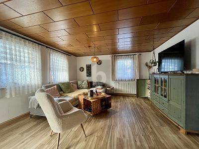 SEHR GEPFLEGT, VIEL PLATZ IN RUHIGER LAGE - Zweifamilienhaus Weitnau | Angebot:25331343