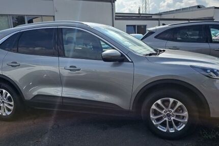 Ford Kuga 38.396 km 22.900 € Erftstadt-Lechenich 50374