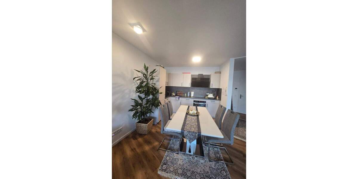 Etagenwohnung Frankfurt am Main Sachsenhausen - 2 Zimmer, 68 m&sup2;, 2.500&euro; | Angebot:25471137