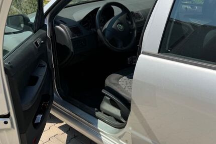 Skoda Fabia 98.000 km 1.750 &euro; Heilbronn 74076