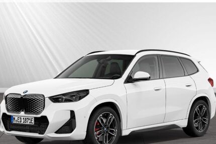BMW iX1 4.500 km 50.690 &euro; Geldern 47608
