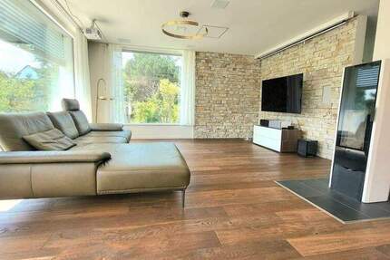 Haus Darmstadt OT Eberstadt Eberstadt - 6 Zimmer, 240 m&sup2;, 3.500&euro; | Angebot:25692000