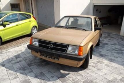 Opel Kadett 20.596 km 7.499 &euro; Kreßberg-Waldtann 74594