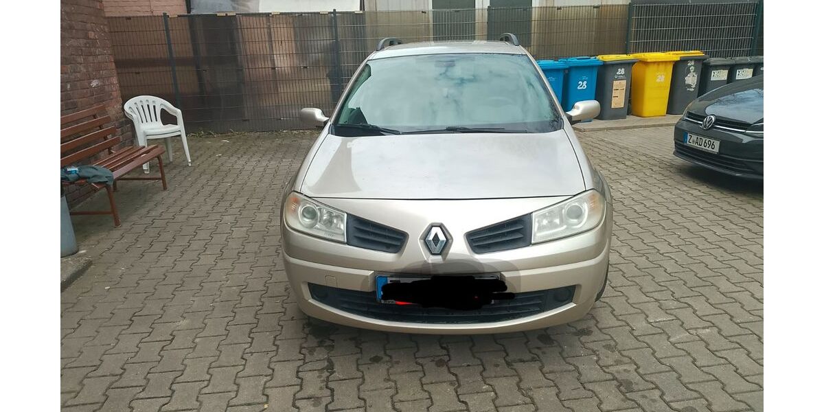 Renault Megane 170.000 km 2.500 &euro; Wilkau-Haßlau 08112
