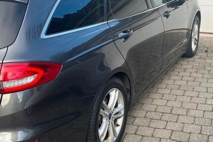 Ford Mondeo 129.000 km 12.249 &euro; Kratzenburg 56283