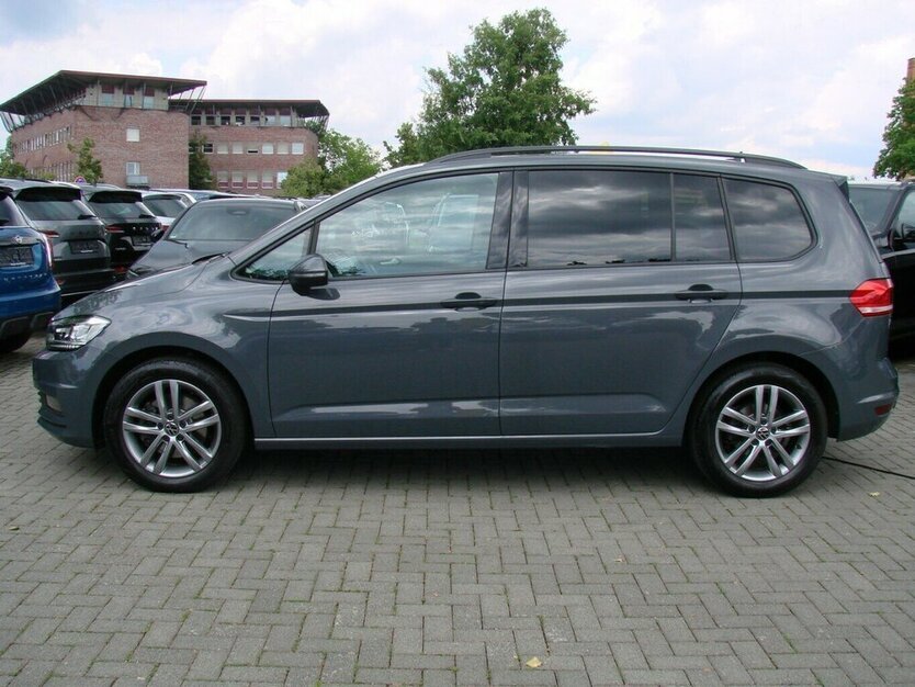 Touran 1.5TSI Comfortline 7-Sitzer Pano Standheizu