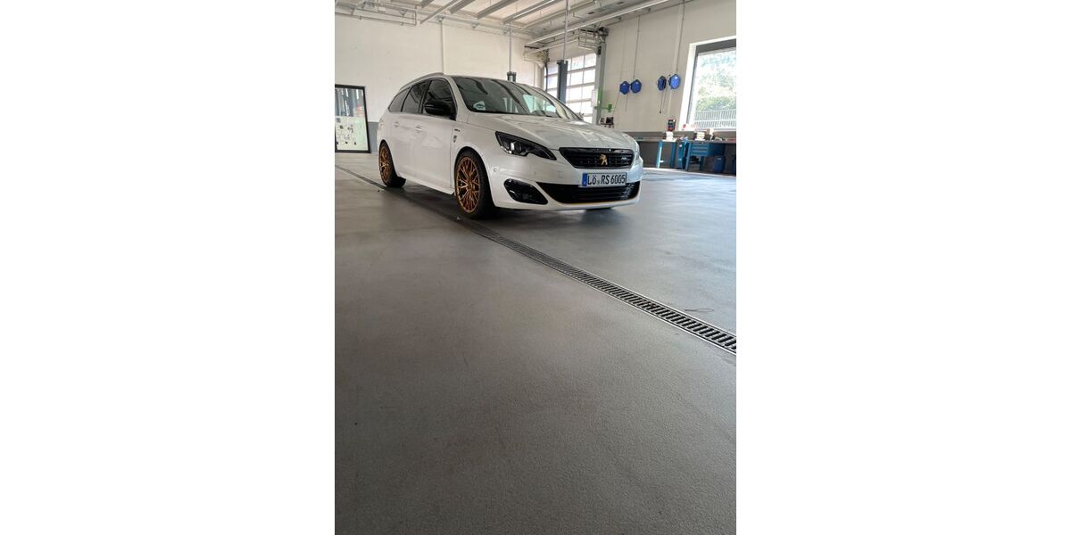 Peugeot 308 144.000 km 10.500 &euro; Grenzach Wyhlen 79639