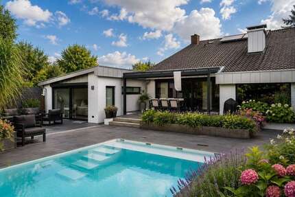Haus Stockelsdorf - 6 Zimmer, 227 m&sup2;, 850.000&euro; | Angebot:25279449
