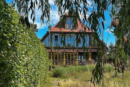 Haus Neuruppin - 15 Zimmer, 332 m&sup2;, 1.900.000&euro; | Angebot:26847746