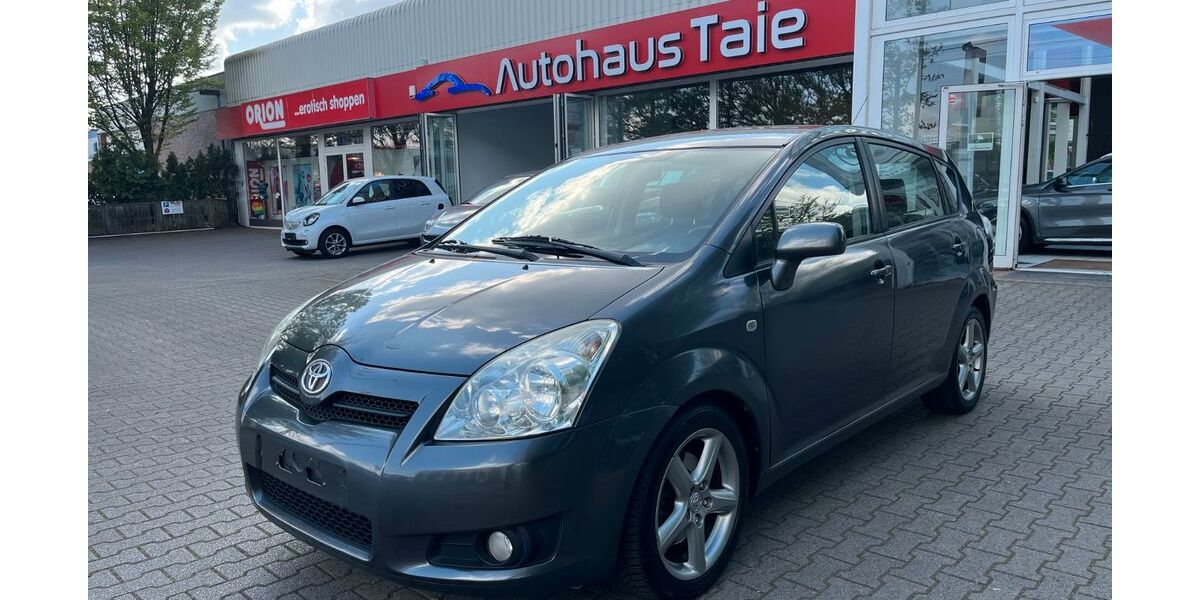 Toyota Corolla Verso 270.000 km 2.490 &euro; Dortmund OT Mitte 44145