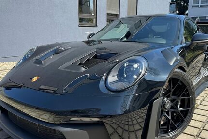Porsche 992 6.000 km 283.220 € Fellbach 70736