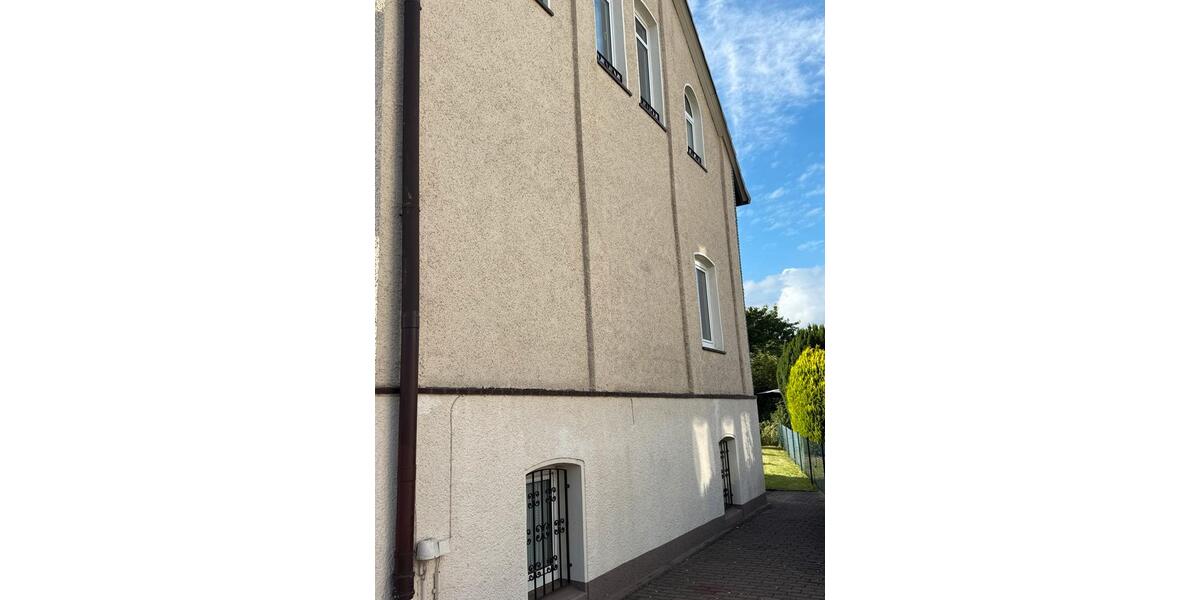 Einfamilienhaus Bad Pyrmont - 6 Zimmer, 160 m&sup2;, 175.000&euro; | Angebot:27084196