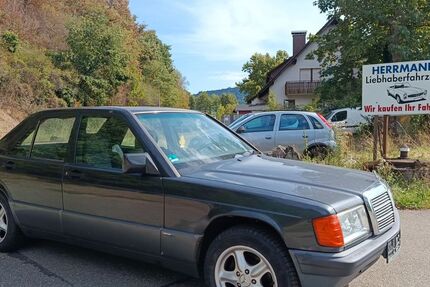 Mercedes-Benz 190 366.500 km 2.300 &euro; Zell a.H. 77736