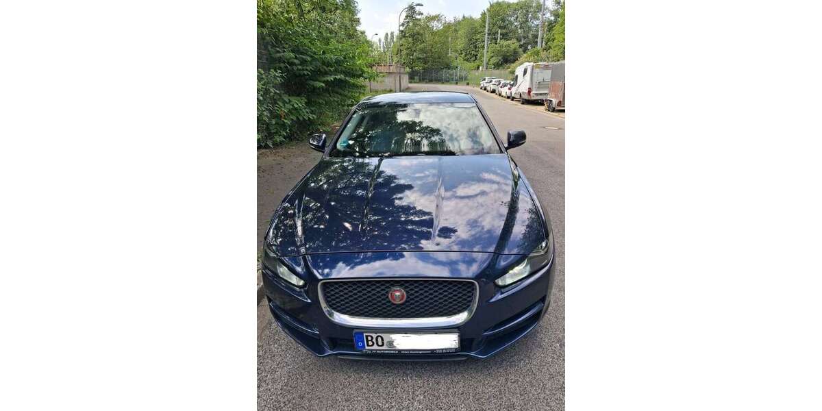 Jaguar XE 218.380 km 9.000 &euro; Bochum 44869