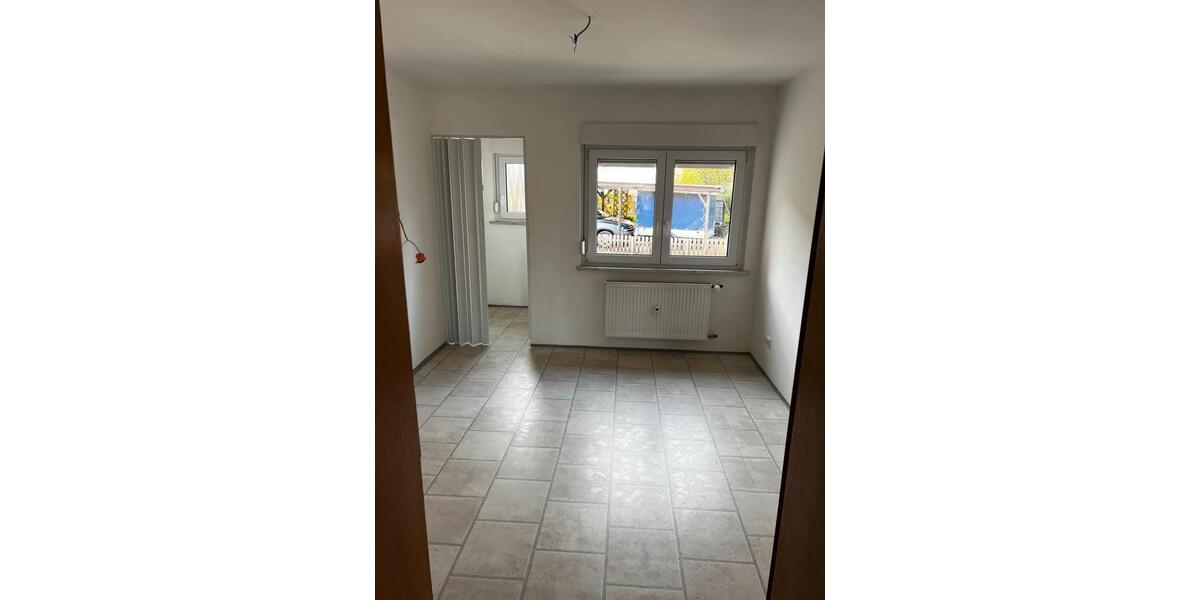 Etagenwohnung Lohr am Main - 4 Zimmer, 115 m&sup2;, 1.050&euro; | Angebot:26638641