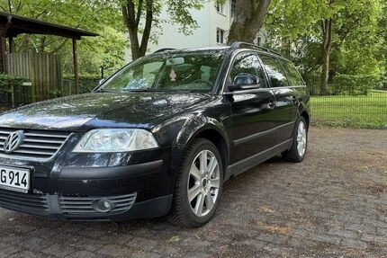 VW Passat 348.000 km 1.699 &euro; Hamburg 22143