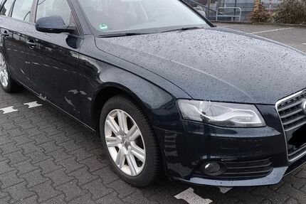 Audi A4 200.000 km 7.900 &euro; Hösbach 63768