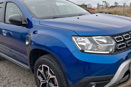 Dacia Duster 35.000 km 15.999 &euro; Upgant- Schott 26529
