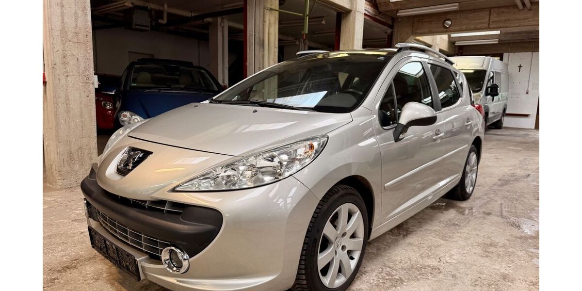 Peugeot 207 115.000 km 4.990 &euro; Konz Karthaus 54329