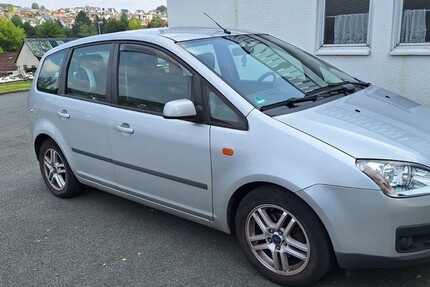 Ford Focus C-MAX 194.000 km 1.400 € Mittenaar 35756