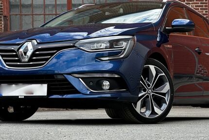 Renault Megane 147.000 km 9.339 &euro; Siegen 57072