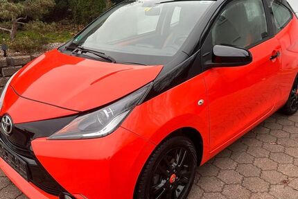 Toyota Aygo (X) 61.144 km 7.490 &euro; Bliesen (St. Wendel) 66606