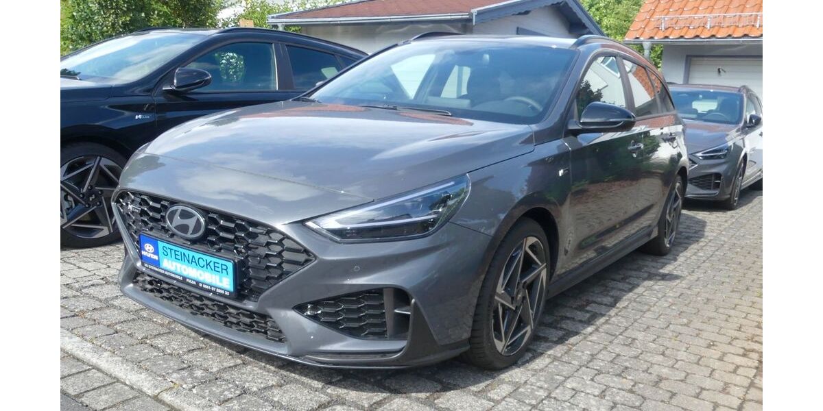 Hyundai i30 1.330 km 24.380 &euro; Fulda 36041