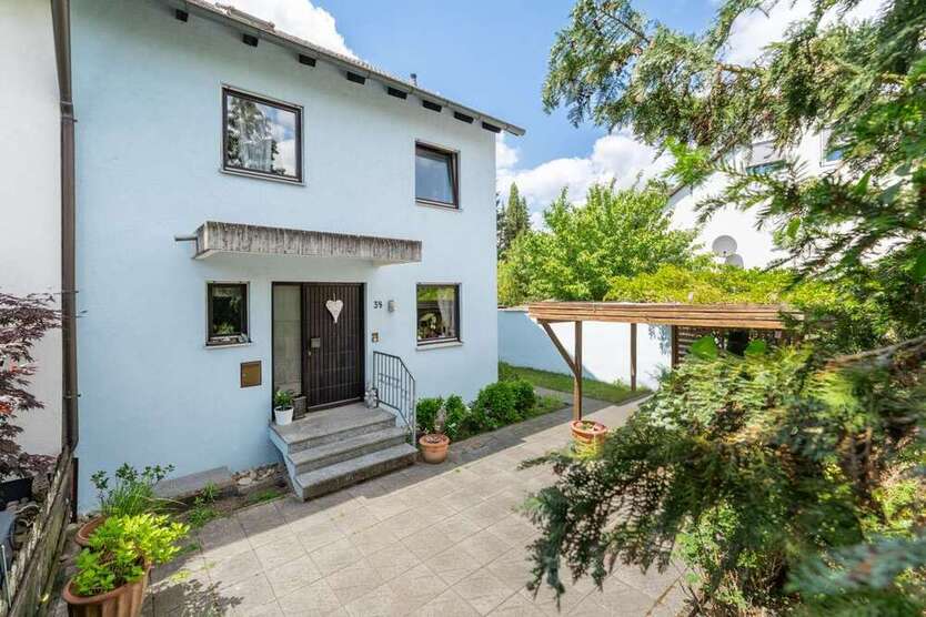 Haus zum Kaufen in Nürnberg Eibach 599.000 € 164 m²