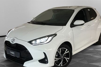 Toyota Yaris 3.000 km 26.280 &euro; Anklam 17389
