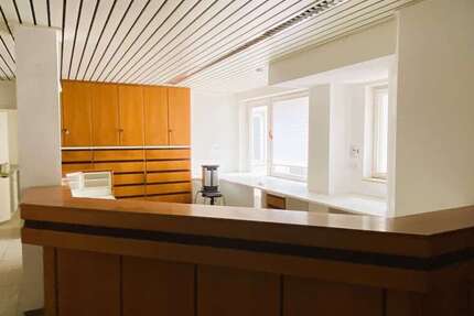 Büro in Forchheim 3.000 € 200 m² zimmer