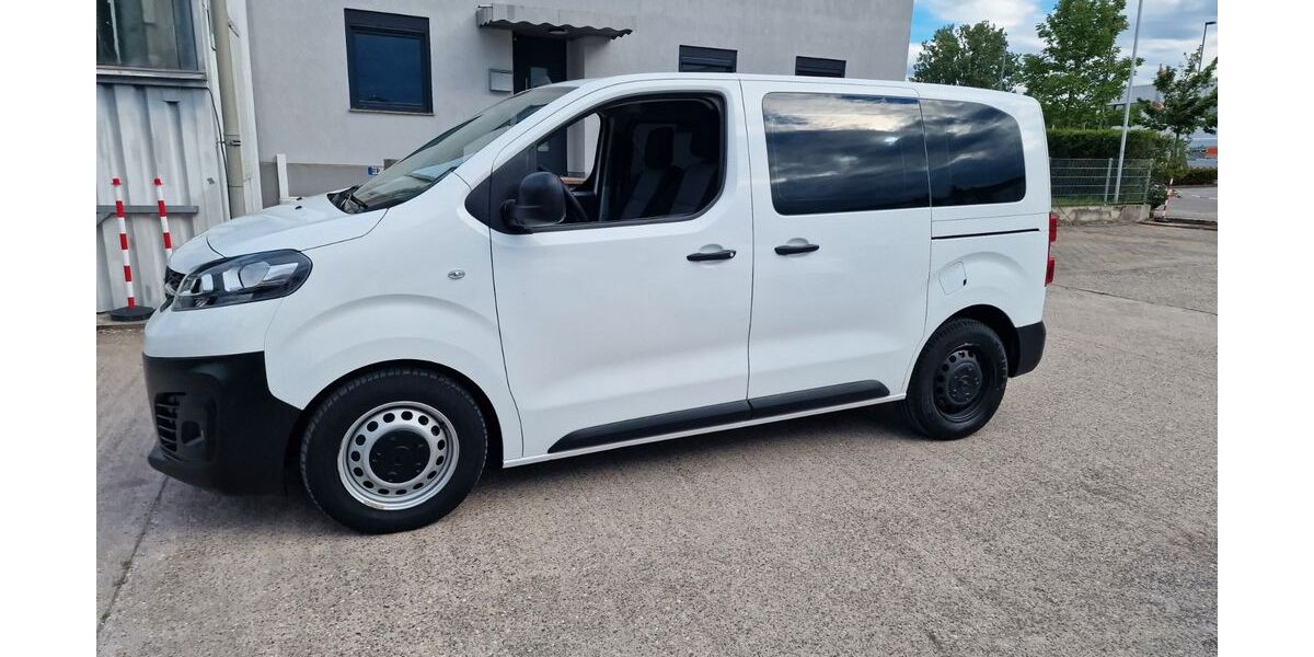 Opel Vivaro 130.900 km 15.300 &euro; Neuhofen 67141