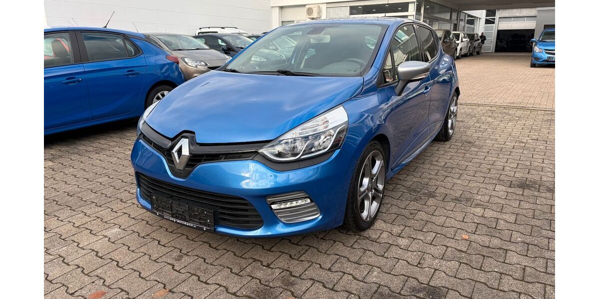 Renault Clio 92.392 km 8.995 &euro; Stuttgart 70597