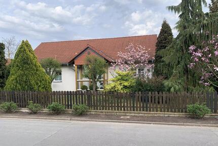 Haus Halberstadt - 5 Zimmer, 136 m&sup2;, 325.000&euro; | Angebot:26295287