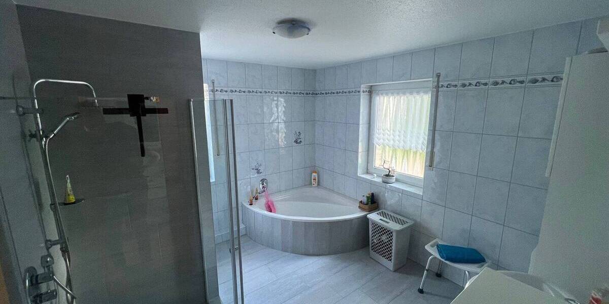 Doppelhaushälfte Hamm Heessen - 5 Zimmer, 155 m&sup2;, 439.000&euro; | Angebot:26570318