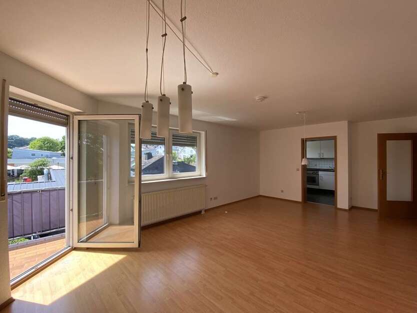 Wohnung zum Mieten in Wettenberg 600 € 72 m²