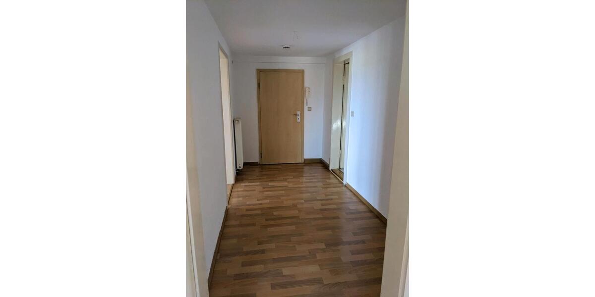 Dachgeschoßwohnung Arnstein - 2.5 Zimmer, 72 m&sup2;, 672&euro; | Angebot:20549624