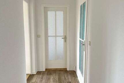 Wohnung Dessau-Roßlau Roßlau - 3 Zimmer, 58 m&sup2;, 465&euro; | Angebot:27700123
