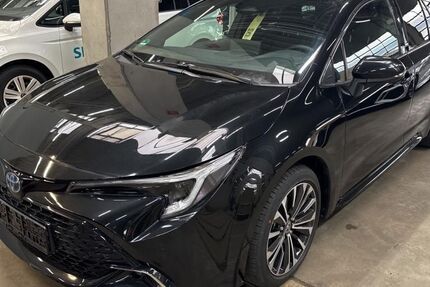 Toyota Corolla 2.258 km 28.980 &euro; Rüsselsheim 65428