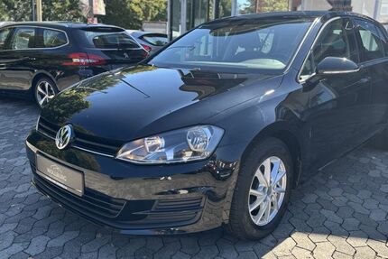 VW Golf 134.700 km 9.690 € Bad Salzuflen 32105