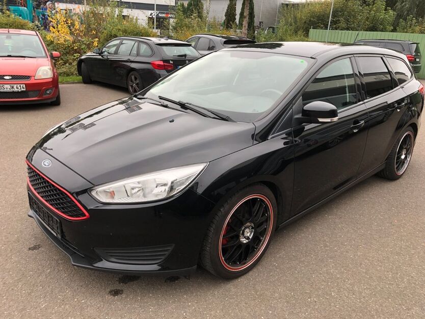 Ford Focus 151.826 km 3.950 € Waldmohr 66914