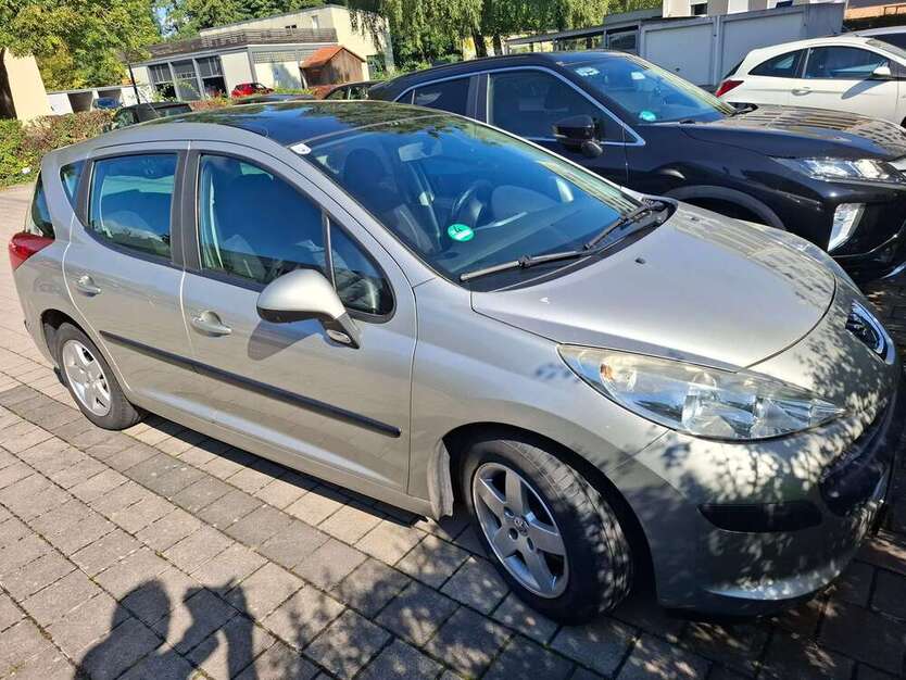 Peugeot 207 116.100 km 3.500 € Bayreuth 95448