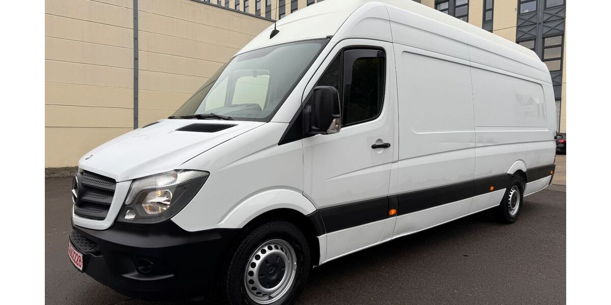 Mercedes-Benz Sprinter 201.034 km 12.990 &euro; Berlin 13055