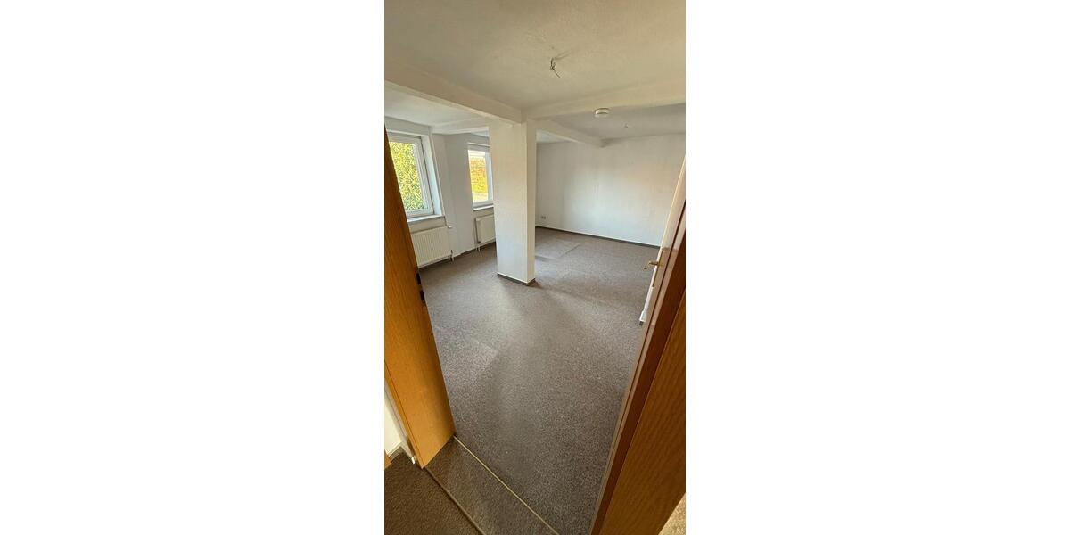 Etagenwohnung Aken (Elbe) - 2 Zimmer, 82 m&sup2;, 490&euro; | Angebot:25830794