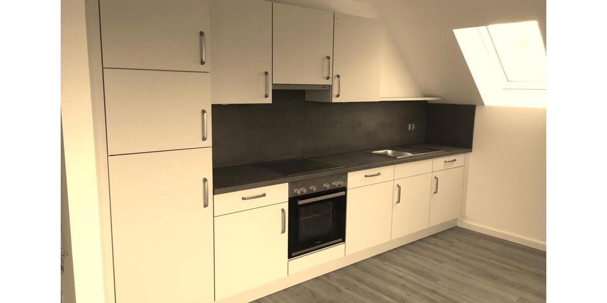 Dachgeschoßwohnung Weddingstedt - 3 Zimmer, 84 m&sup2;, 780&euro; | Angebot:26400099