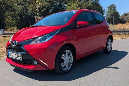 Toyota Aygo (X) 55.000 km 5.600 &euro; Offenbach 63071